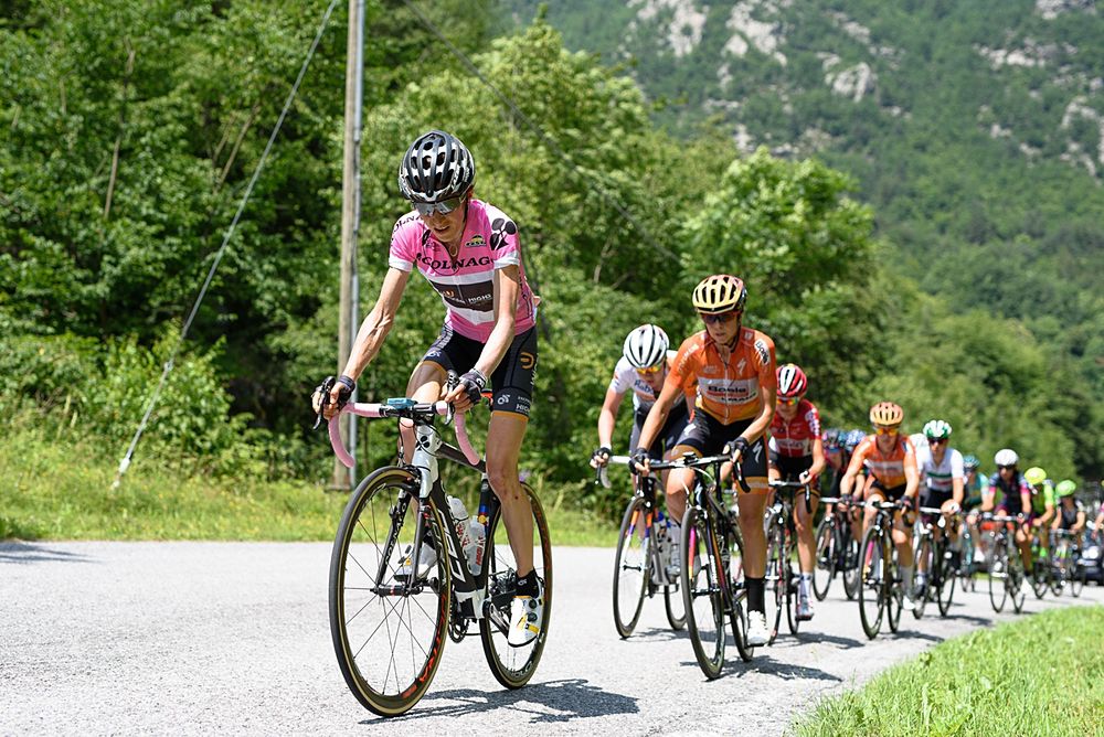 Mara Abbott (Wiggle High5) takes the climbs in her stride at Giro Rosa 2016 - Stage 6