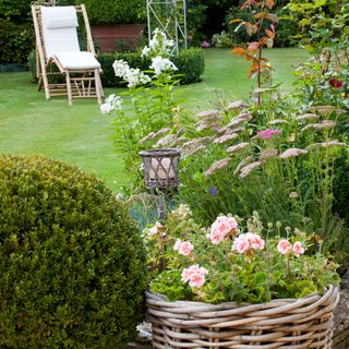 cottage garden idea with woven planters