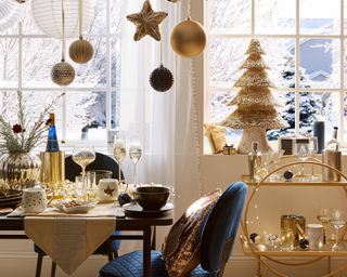 Get Inspired by 25 Scandinavian Christmas Dining Room Decor Ideas