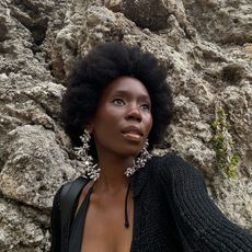 Best Hair Oils For Curly Hair