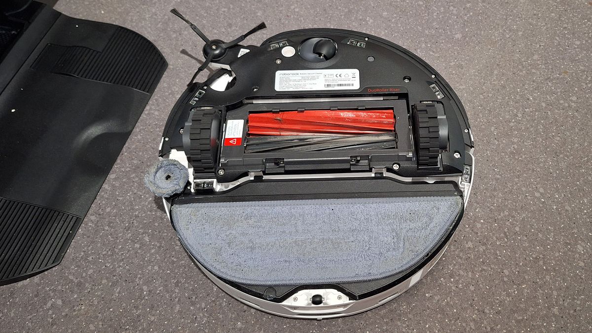 Roborock S8 MaxV Ultra robot vacuum review TechRadar