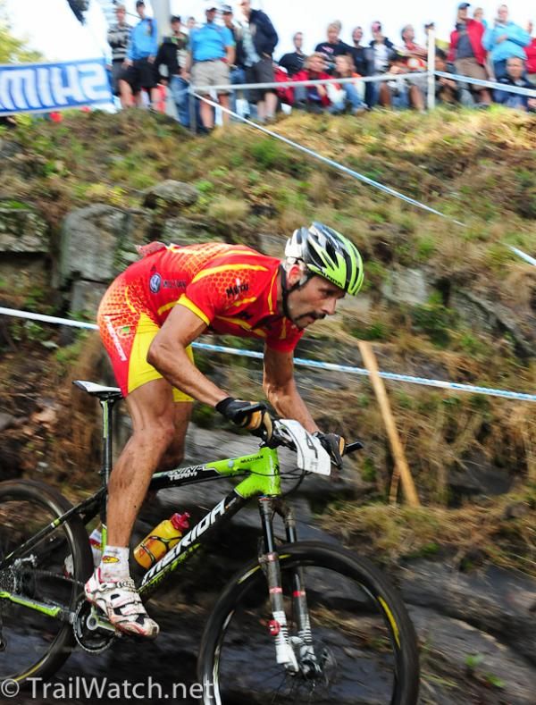 Jose Antonio Hermida Ramos (Spain) on a technical descent with two laps to go.