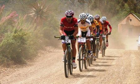 Brandon Stewart sets the tempo with Kevin Evans paying close attention