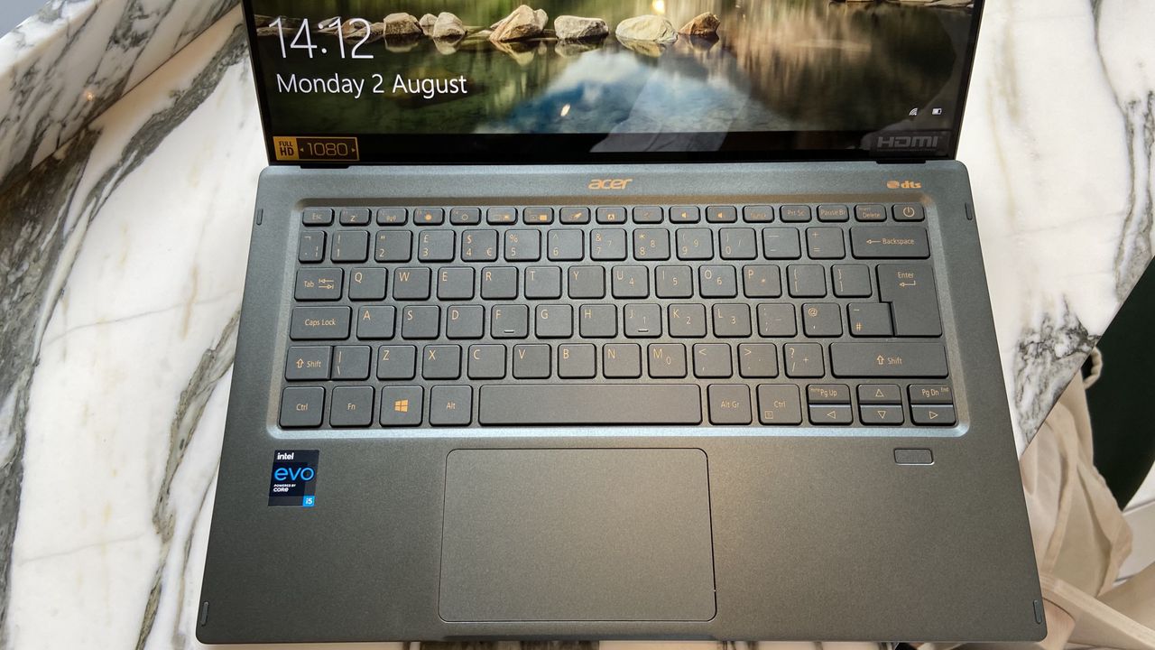 Acer Swift 5 keyboard