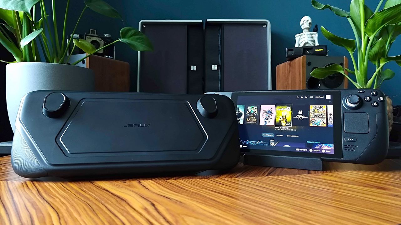 Jsaux ModCase next to Steam Deck on woodgrain table