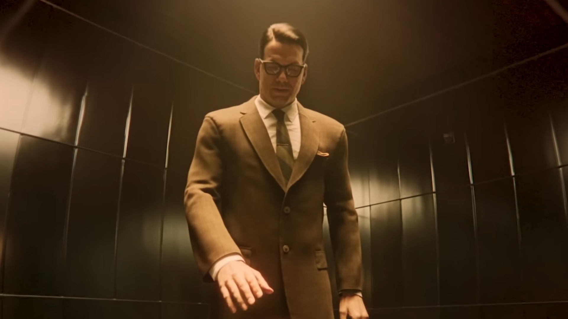 Destiny 2 character Lodi in brown suit