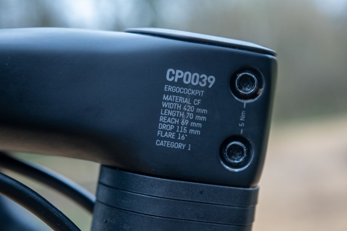 The Canyon Grail integrated handlebar