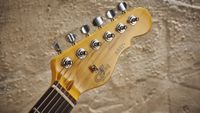 G&L guitar headstock