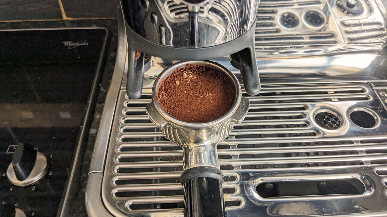 Sage Barista Touch Impress ground coffee