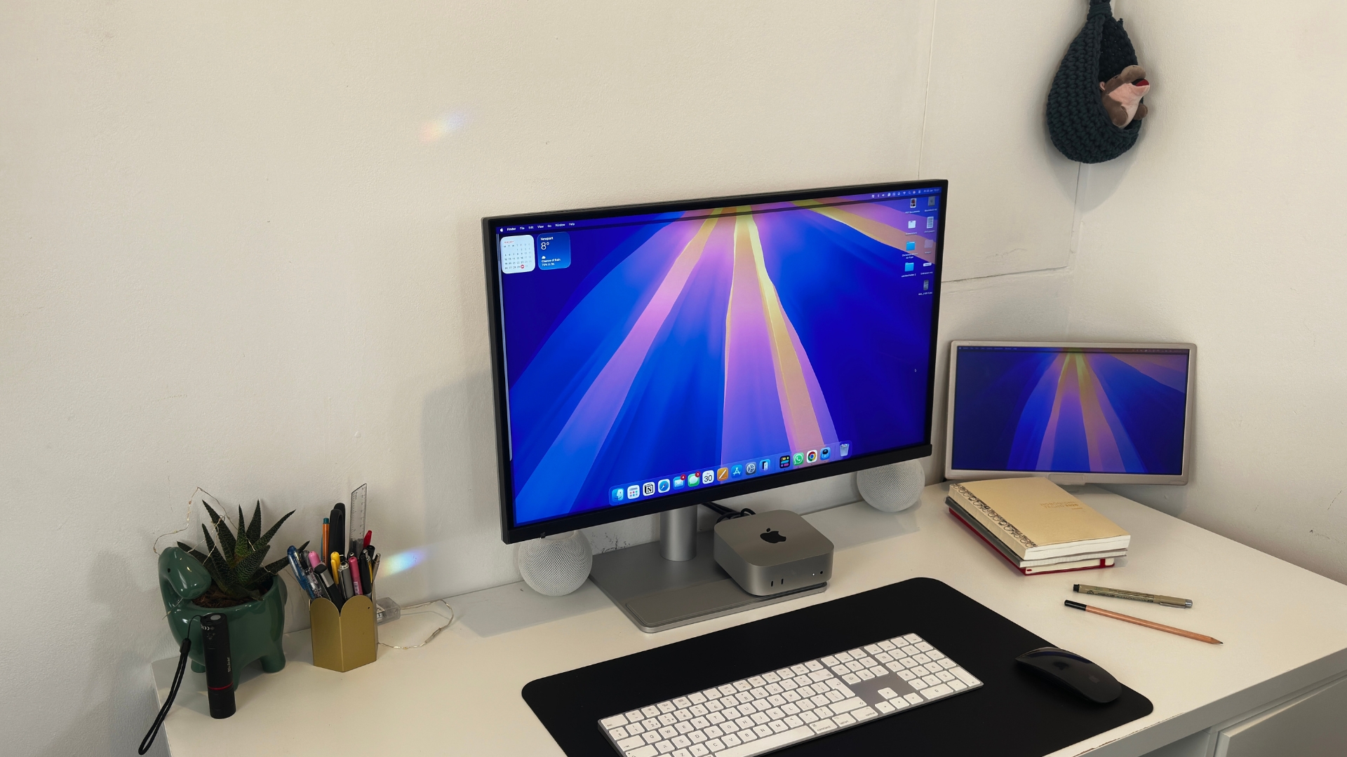 BenQ MA270S is an affordable alternative to the Apple Display Pro