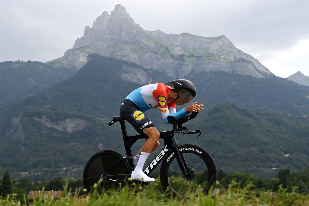 COMBLOUX FRANCE JULY 18 Alex Kirsch of Luxembourg and Team LidlTrek sprints during the stage sixteen of the 110th Tour de France 2023 a 224km individual climbing time trial stage from Passy to Combloux 974m UCIWT on July 18 2023 in Combloux France Photo by Tim de WaeleGetty Images