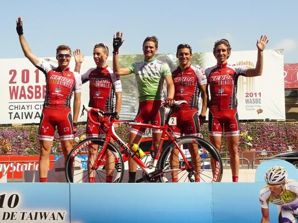Team Kenda p/b Geargrinder at Tour de Taiwan