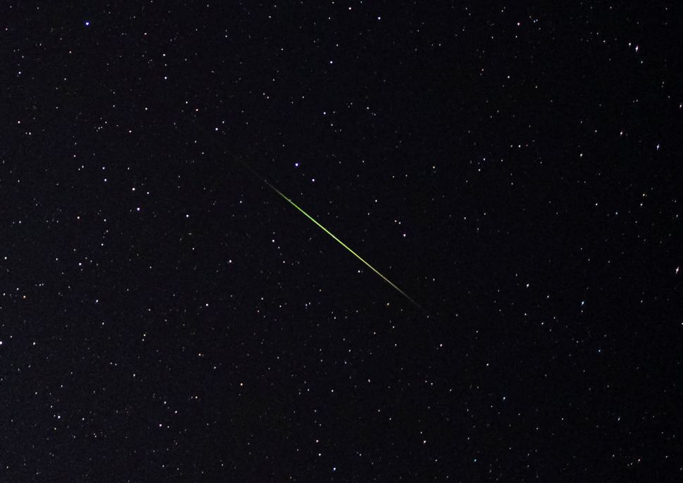 Stargazers Rejoice! Perseid Meteor Shower Promises An Unforgettable Show - x8wlk6s