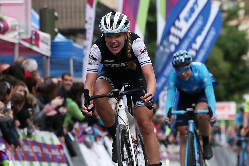 Tayler Wiles finishes the final stage at Emakumeen Bira