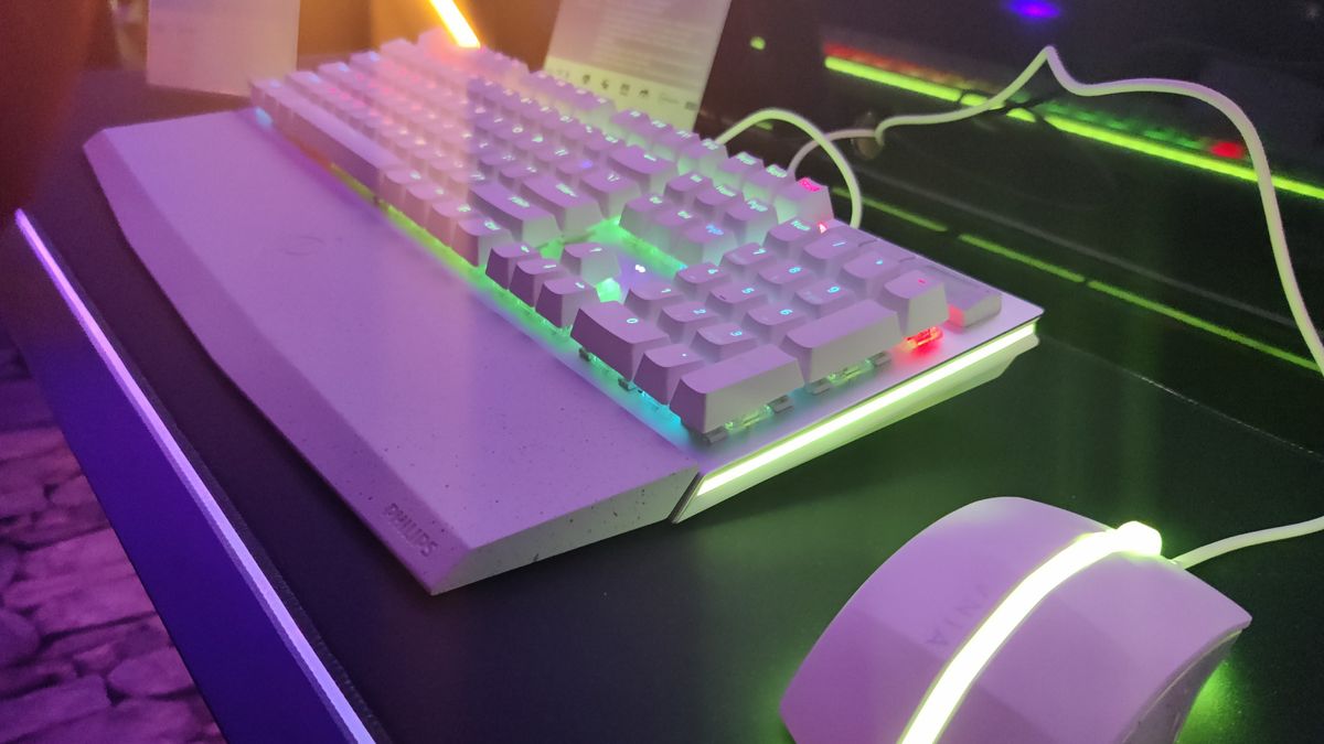 Gaming Keyboard Lavender. Philips Hardware.