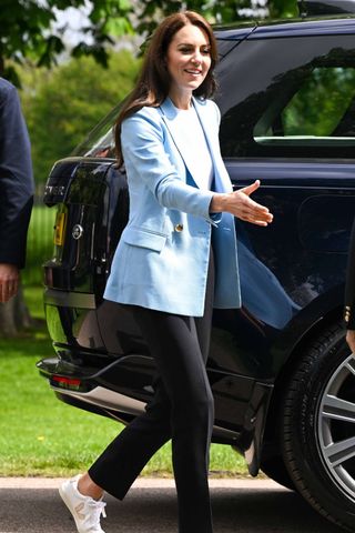 The Princess of Wales wear blue Reiss blazer for The Big Lunch in Windsor