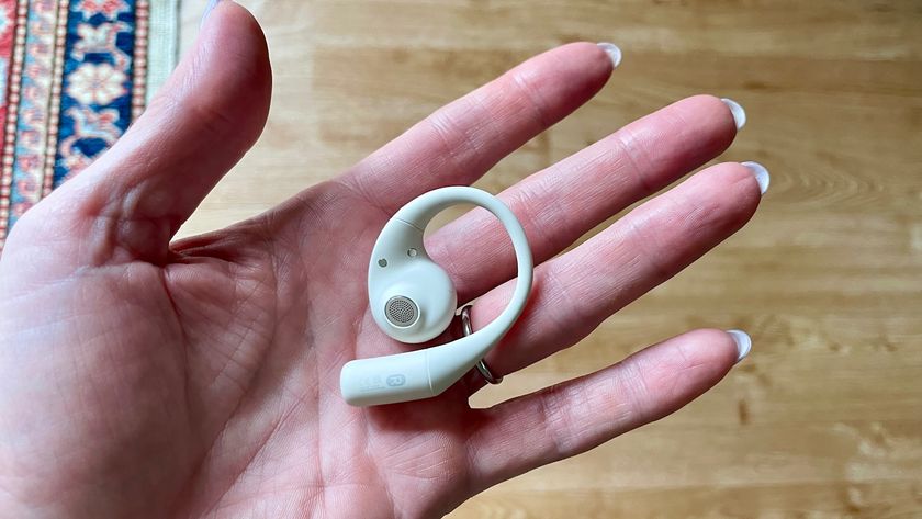 Honor Earbuds open, in early testing