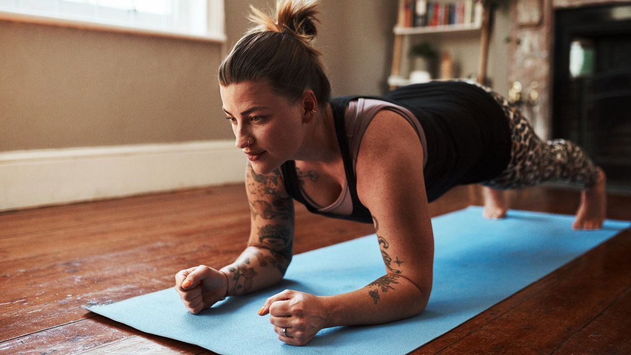 Woman doing plank