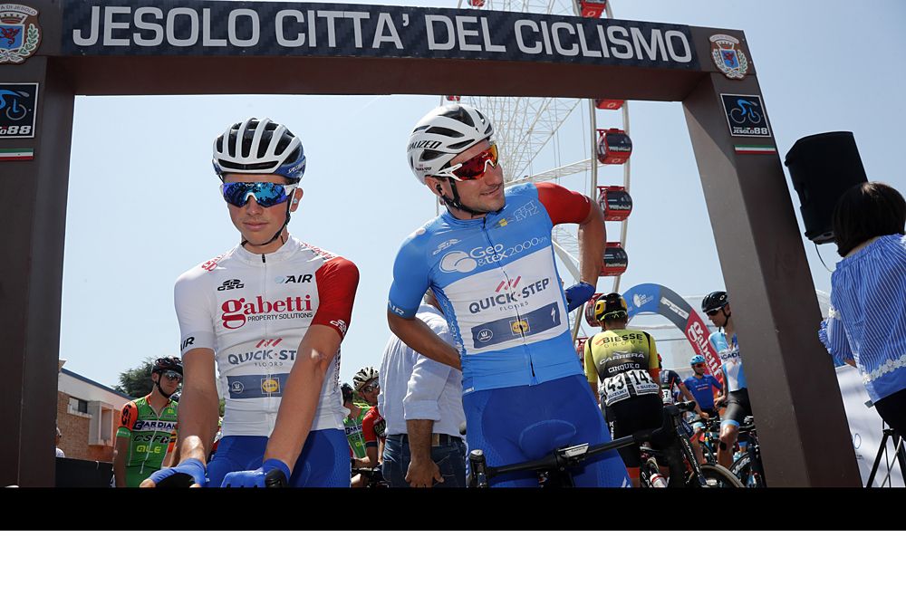 Overall leader Elia Viviani and teammate James Knox is the best young rider