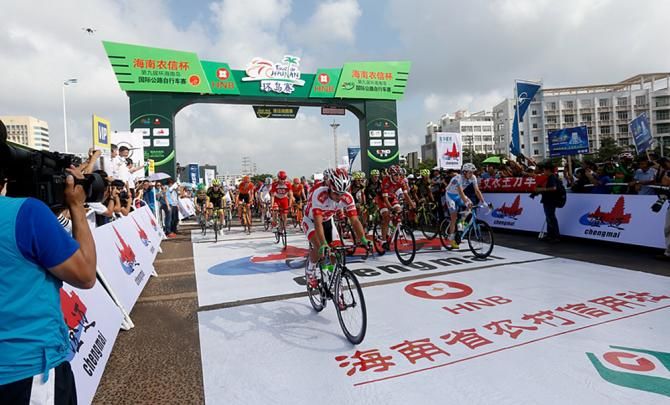 Riders cross the line in Chengmai