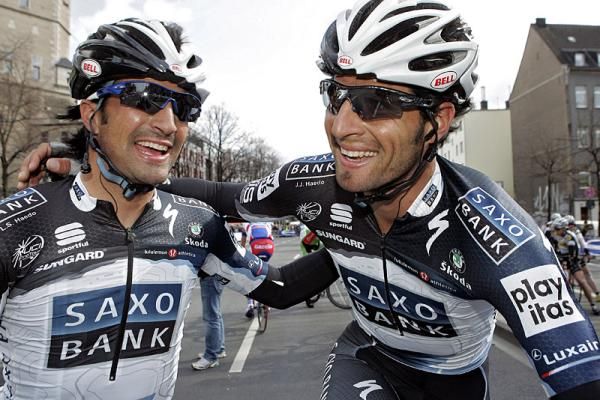 Lucas Sebastian Haedo (Team Saxo Bank), left, congratulates his brother Juan Jos&eacute; Haedo after the race.