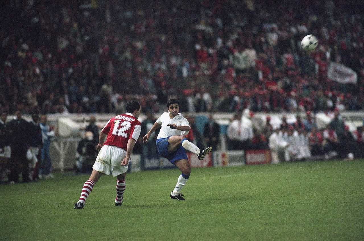 Nayim of Real Zaragoza shoots from long range to score the winning goal in the last minute of extra time in the 1995 UEFA Cup Winners' Cup final against Arsenal in Paris