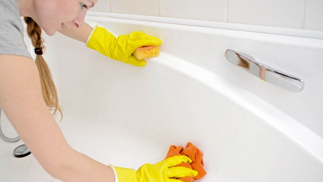 How to clean a bathtub the easy way | Tom's Guide