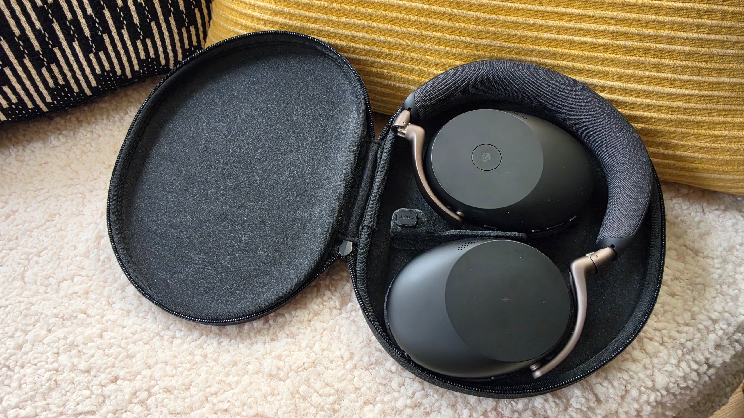 Jabra Evolve3 85