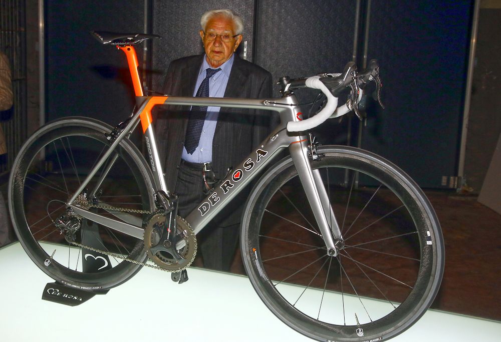 Ugo De Rosa with the Nippo - Vini Fantini 2017 team bike.