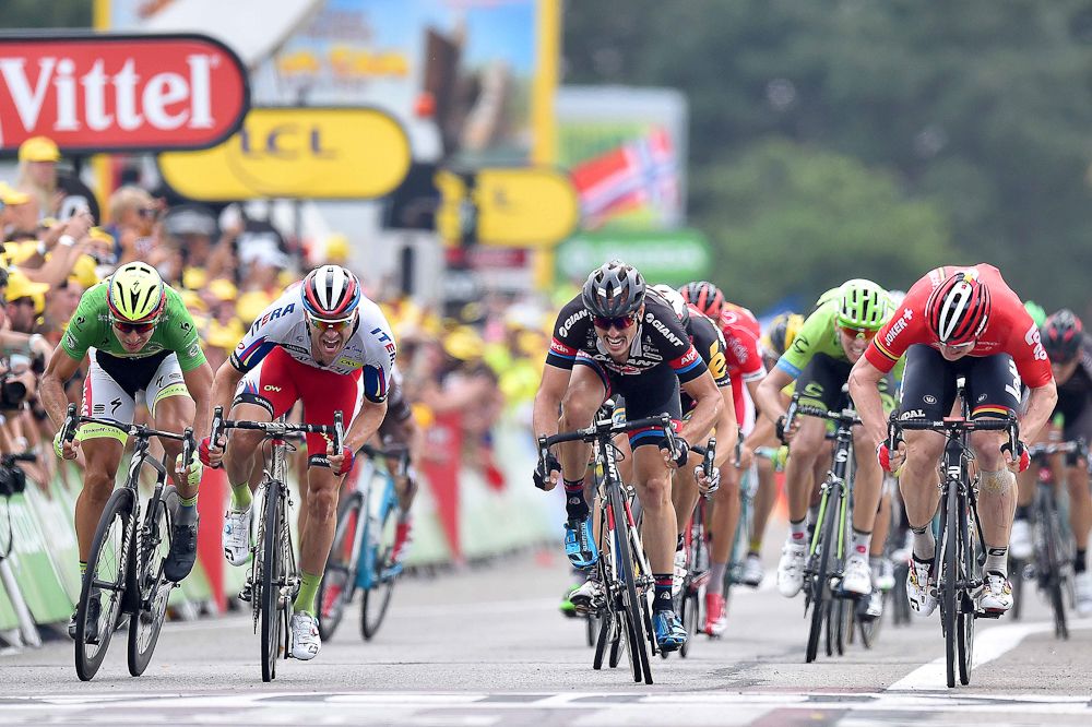 Sprinters line up during stage 15.