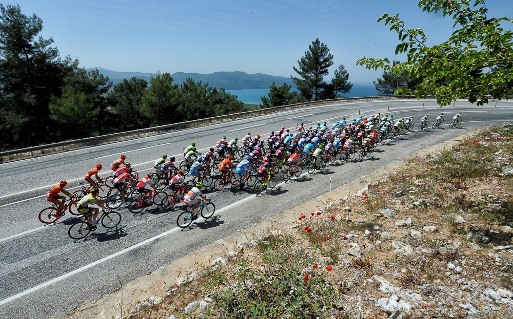 The peloton in action during stage 8 at the Tour of Turkey.