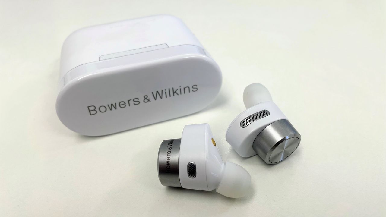 Bowers &amp; Wilkins PI5 review