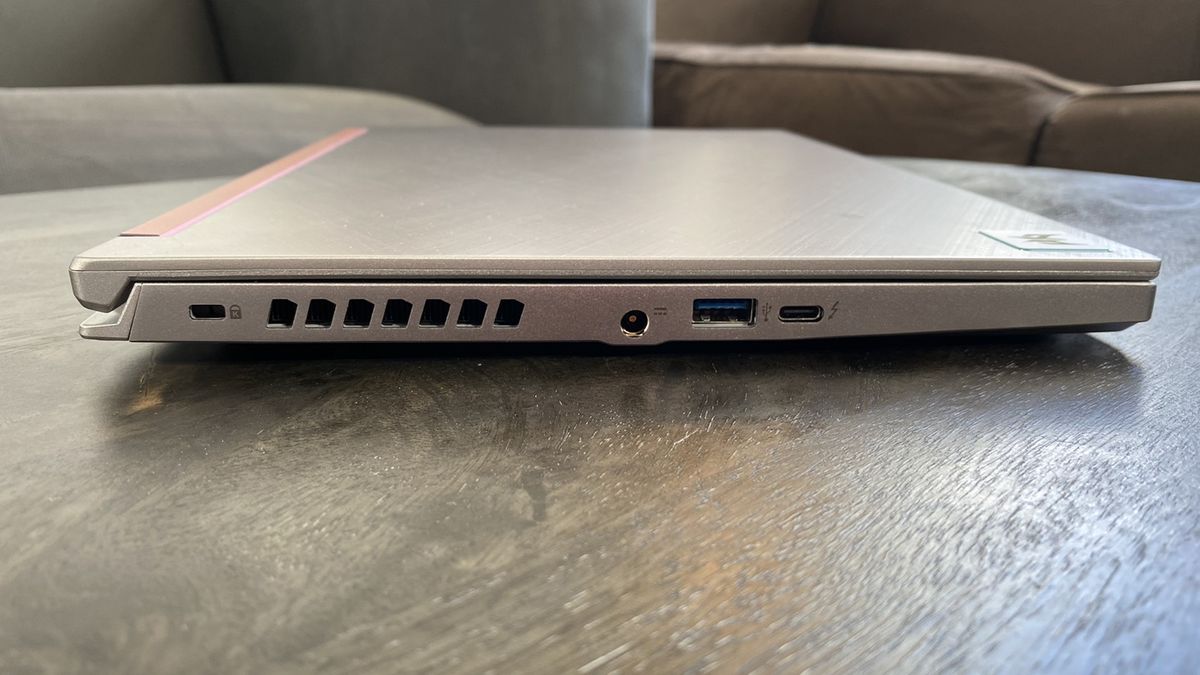 Acer Predator Triton 300 SE