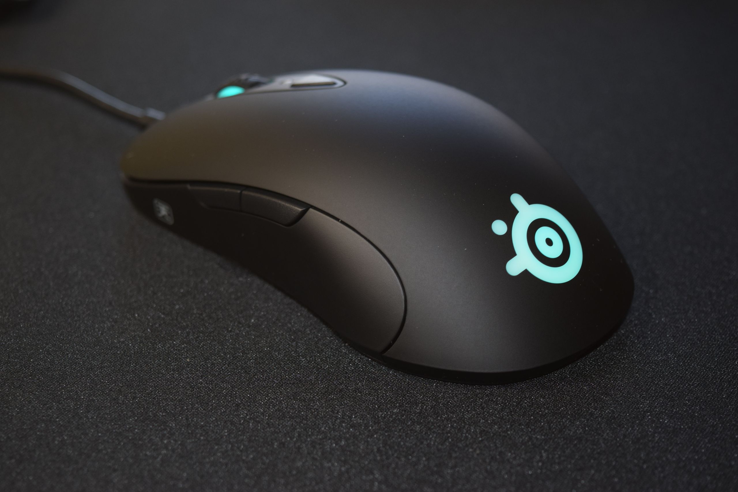 SteelSeries SENSEI TEN ゲーミングマウス With SteelSeries Sensei Ten, an old favorite respawns for modern