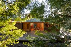 Perry Estate by Arthur Erickson in North Vancouver