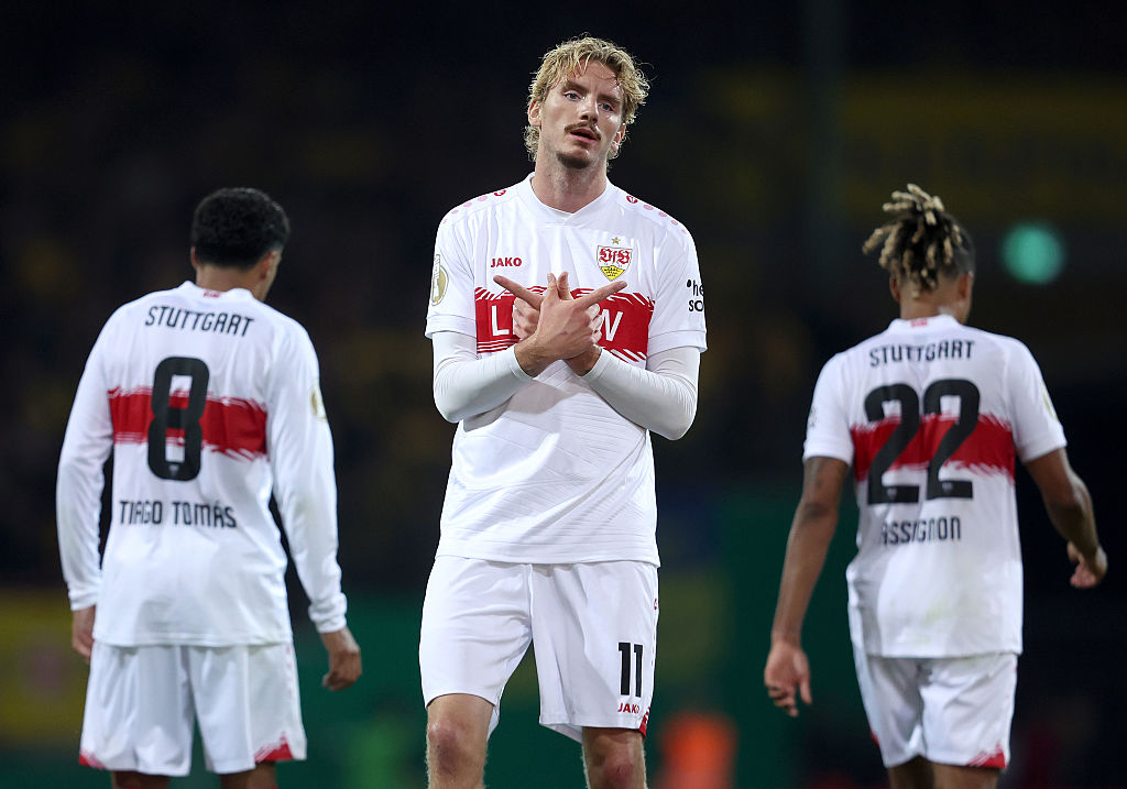 Nick Woltemade of VfB Stuttgart celebrates scoring his team&#039;s third goal during the DFB Cup Round One match between Eintracht Braunschweig and VfB Stuttgart at Eintracht-Stadion on August 26, 2025 in Braunschweig, Germany.