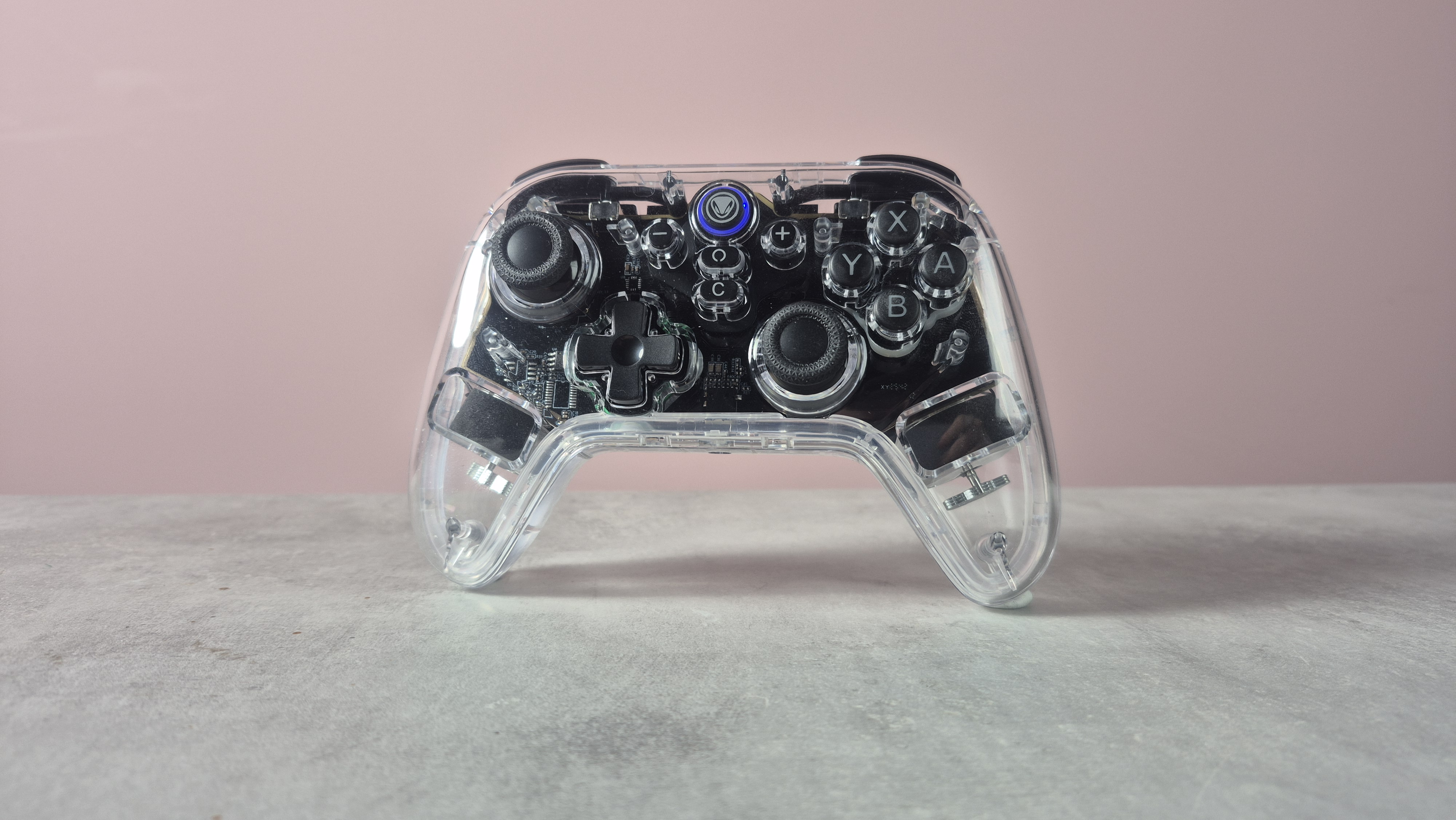 Snakebyte Gamepad RGB S2 with blue LED light active
