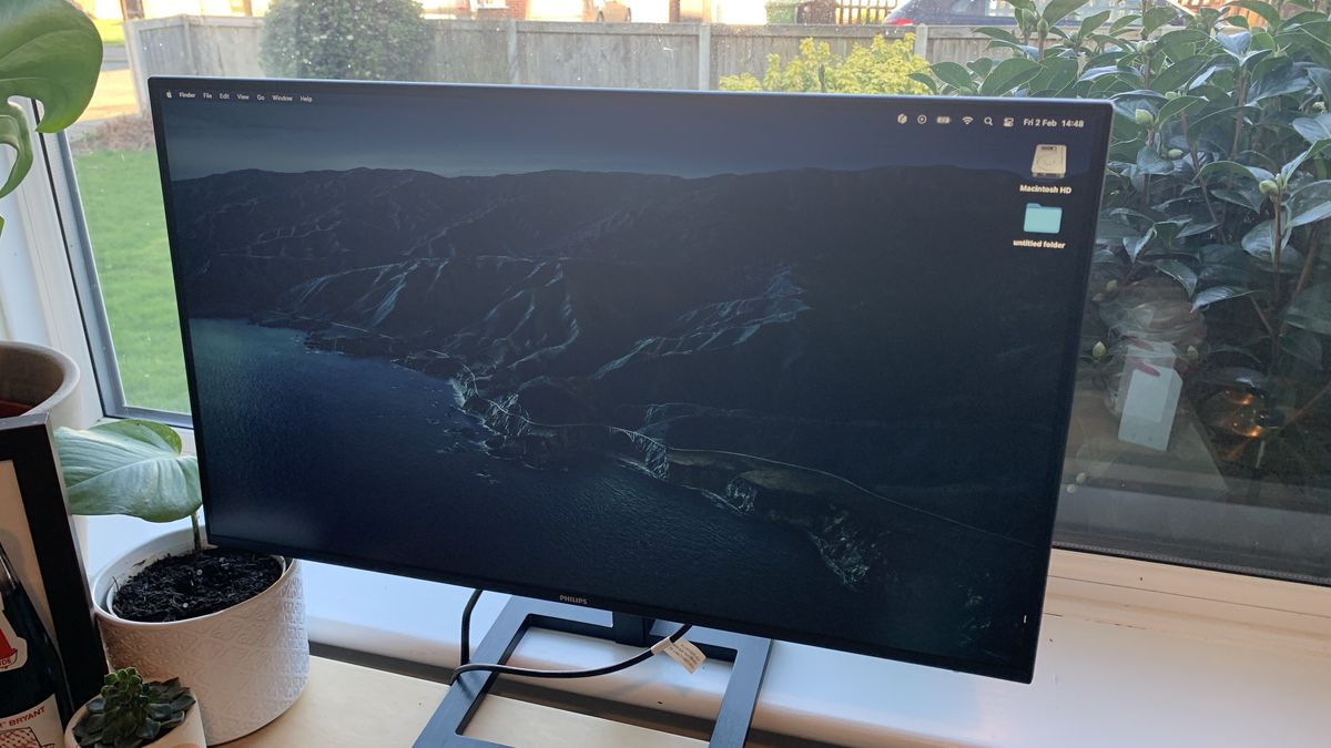 Philips 27E1N1300AE review: beautiful IPS monitor with USB-C ...
