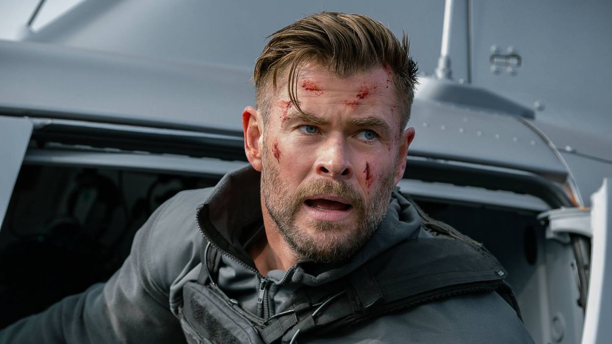 Chris Hemsworth in Extraction 2