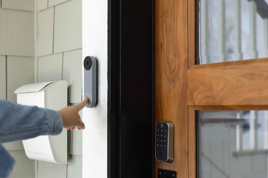An up-close shot of the Yale Assure Lock 2 Touch with Z-Wave 800 series smart lock.