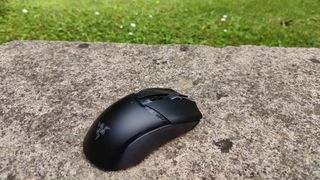 Razer Cobra Pro, a wireless mouse in the wild