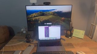 Apple Vision Pro connecting with Mac