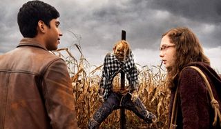 Scary Stories To Tell In The Dark Ramon and Stella discuss Harold in his corn field