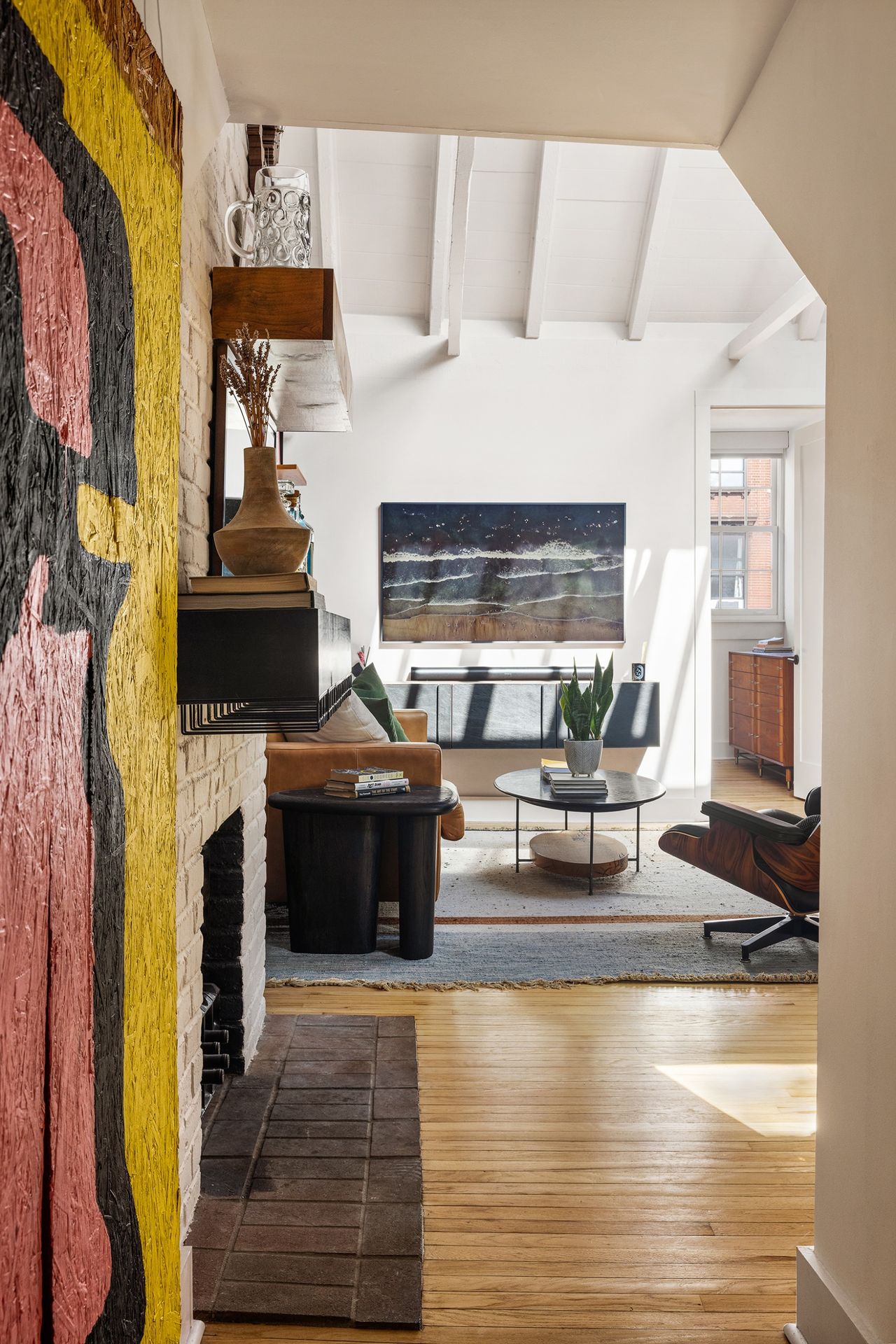 White-walled New York apartment