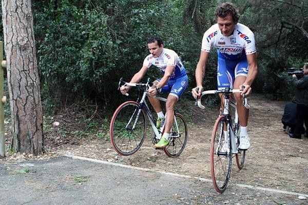 Filippo Pozzato and new teammate Gert Steegmans
