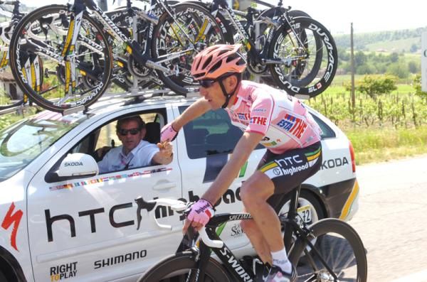 Pinotti was in pink but worked for his team