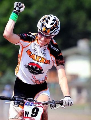 Lea Davison (Maxxis - Rocky Mountain) wins the women's short track in Windham.