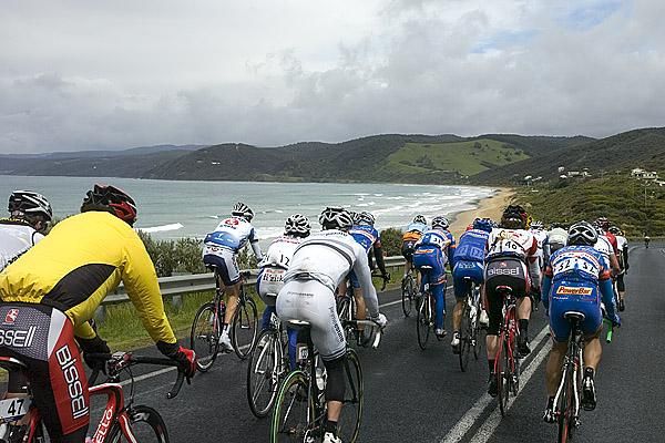 Riders descend down a section of the Great Ocean Road near Lorne on stage four.