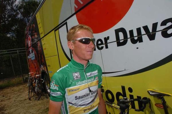 Riccardo Ricc&ograve; (Saunier Duval-Prodir) in the Maglia Verde.