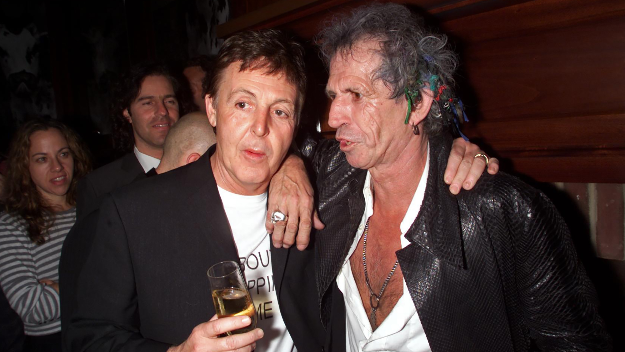 Paul McCartney and Keith Richards attend the VH1 Vogue Fashion Awards After Party at the Hudson Hotel in New York City, October 20, 2000.